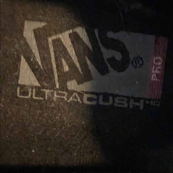 🔥VANS ULTRACRUSH CHUKKA LOW SUEDE SKATE SHOES ~ 7 - Picture 3 of 9